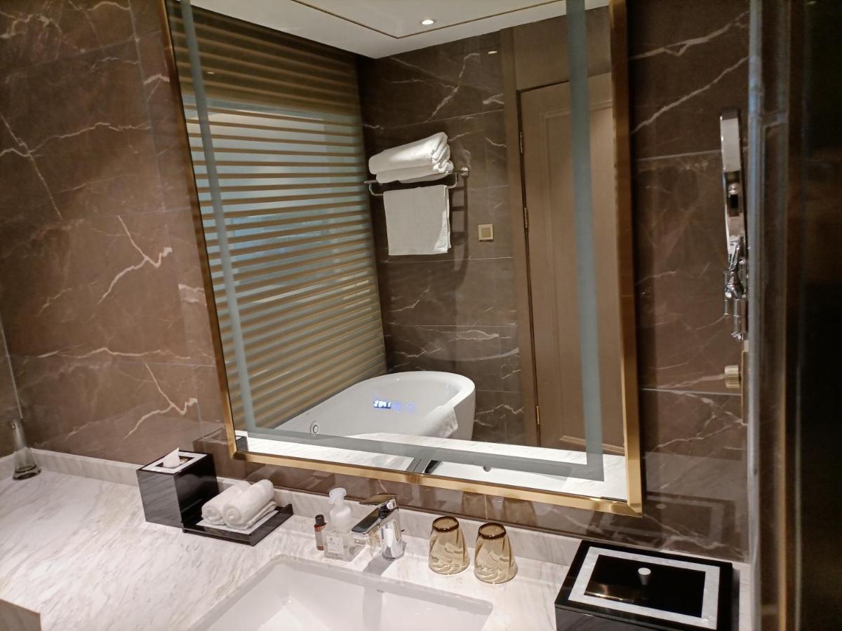 Baoying Jinling Hotel Extérieur photo